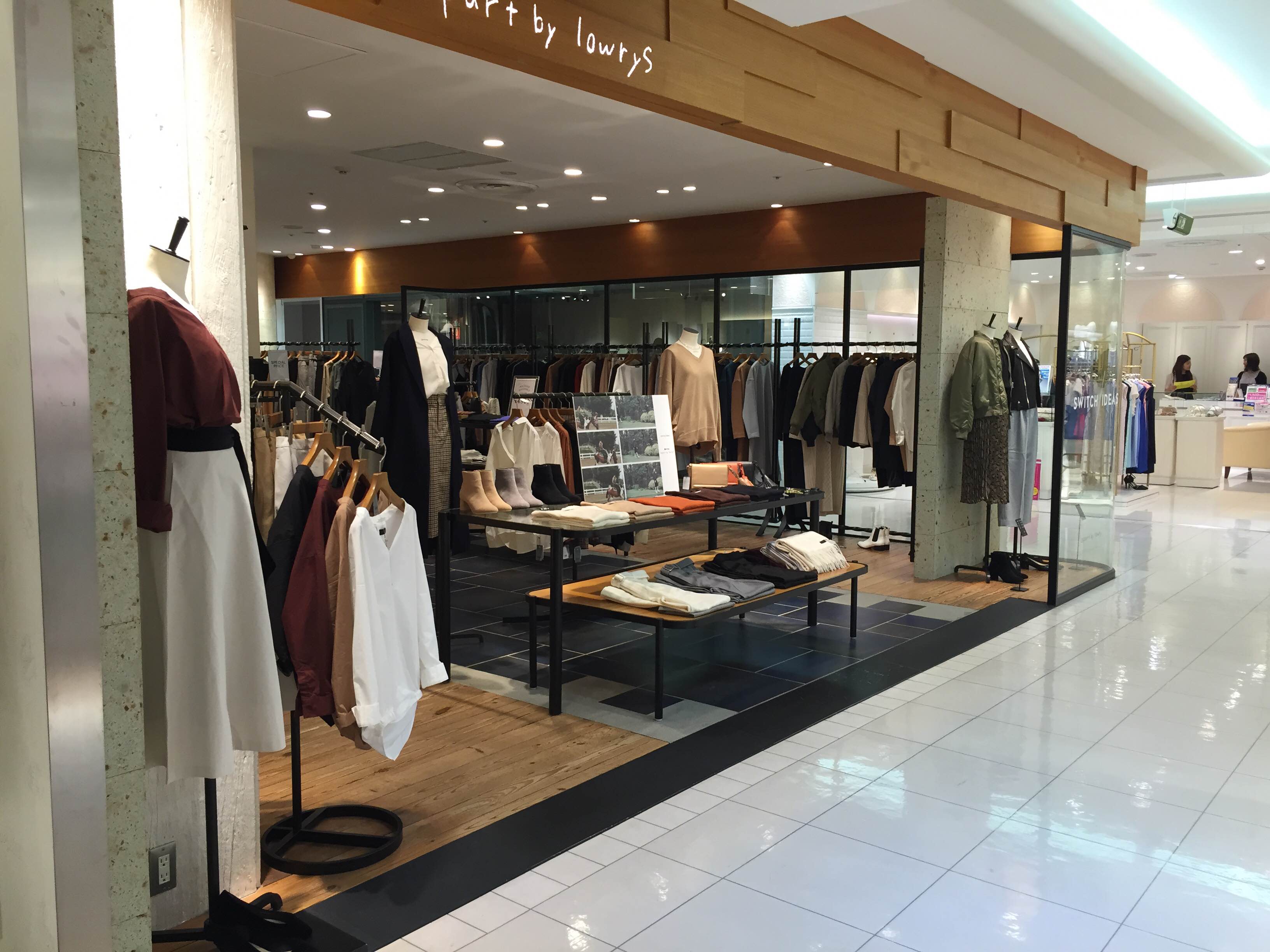 名古屋パルコ店 公式 アパートバイローリーズ Apart By Lowrys 通販