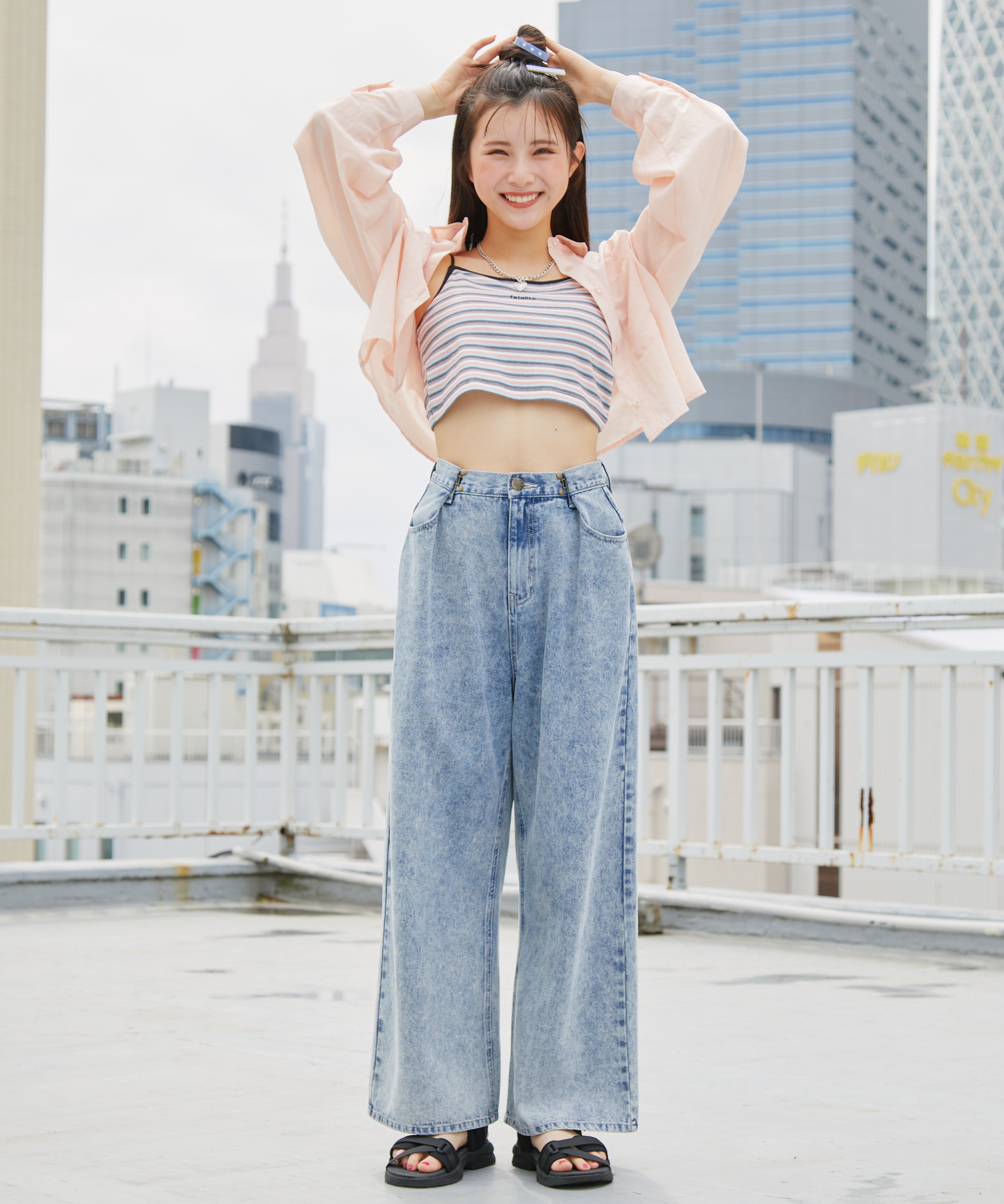 159b12ad11d82afb24b1c1b6465dee