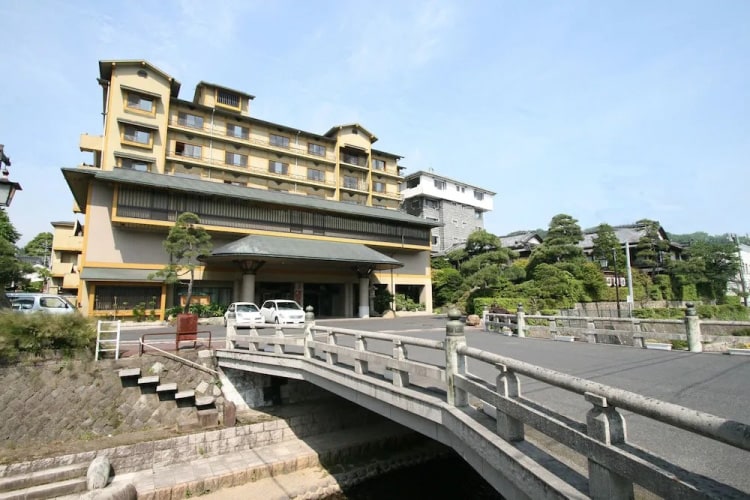 and ST トラベル