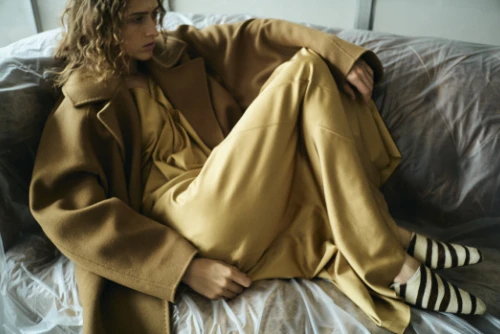 LOOK 05