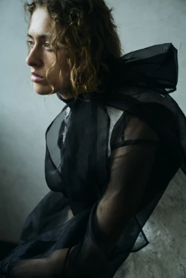 LOOK 08