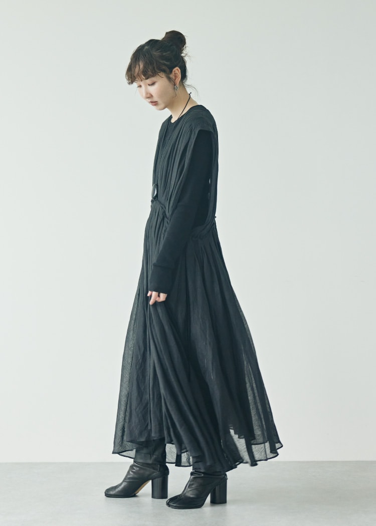 Kyoko one-piece slide 3