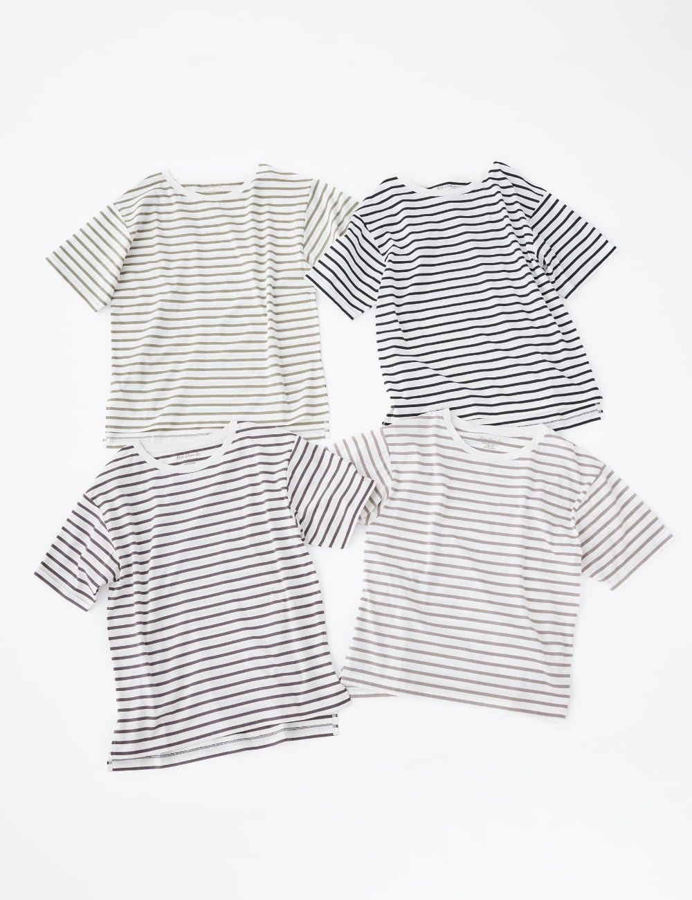 クリーンな白ベースに細ピッチが好感度抜群!