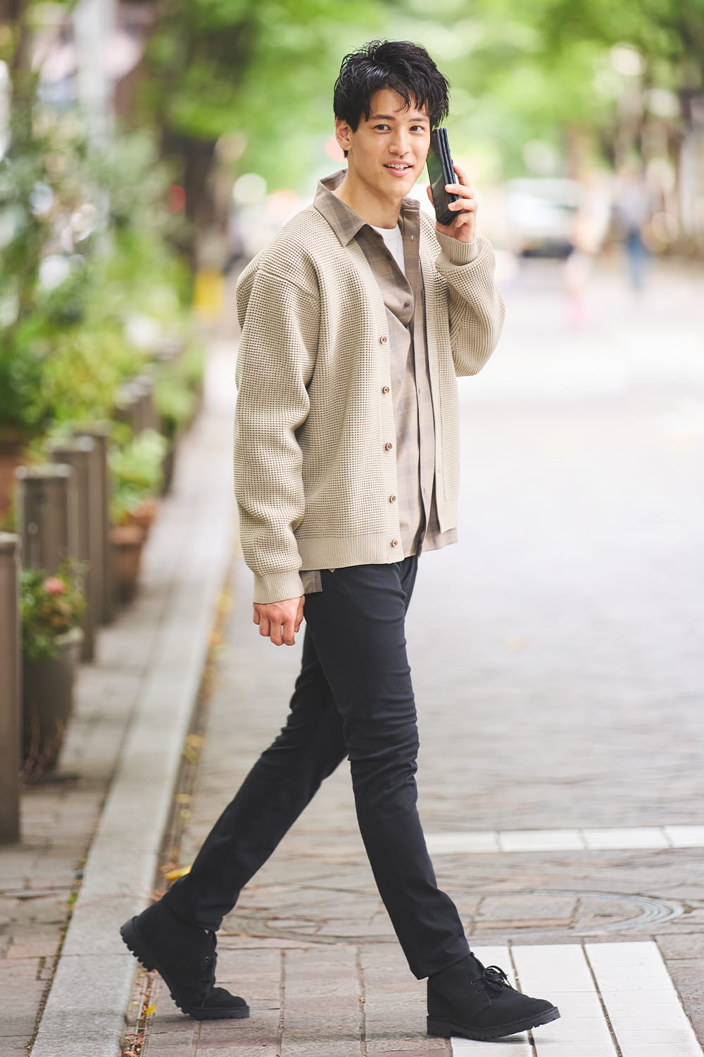 スラリとした脚長シルエット