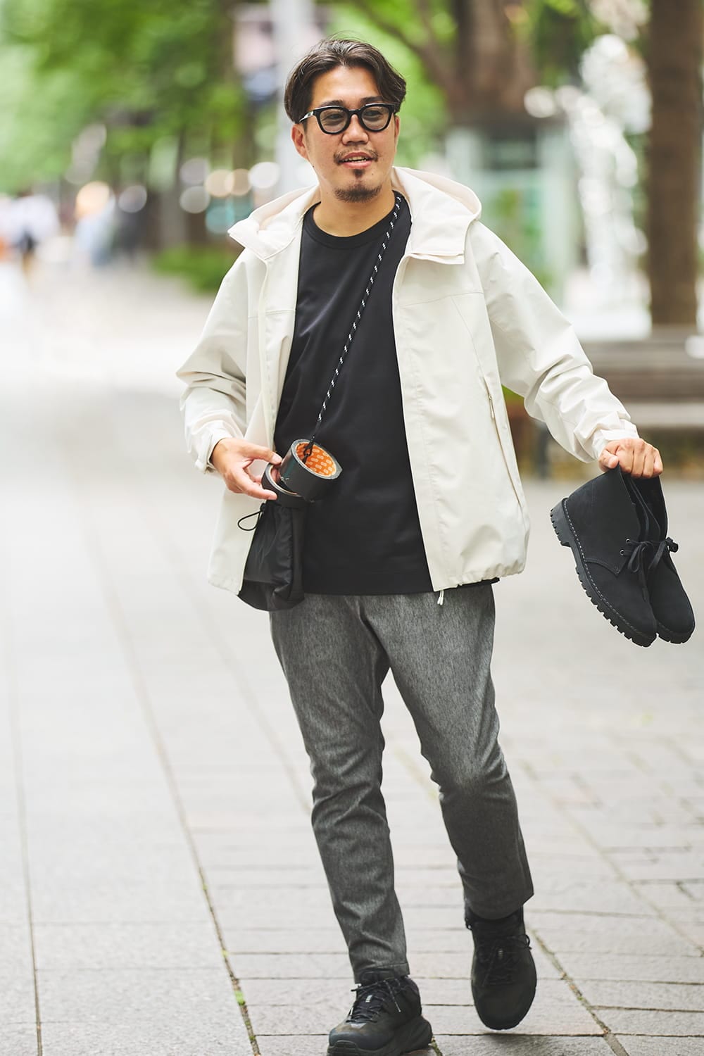 ハードな仕事でも美脚スタイルは崩さない