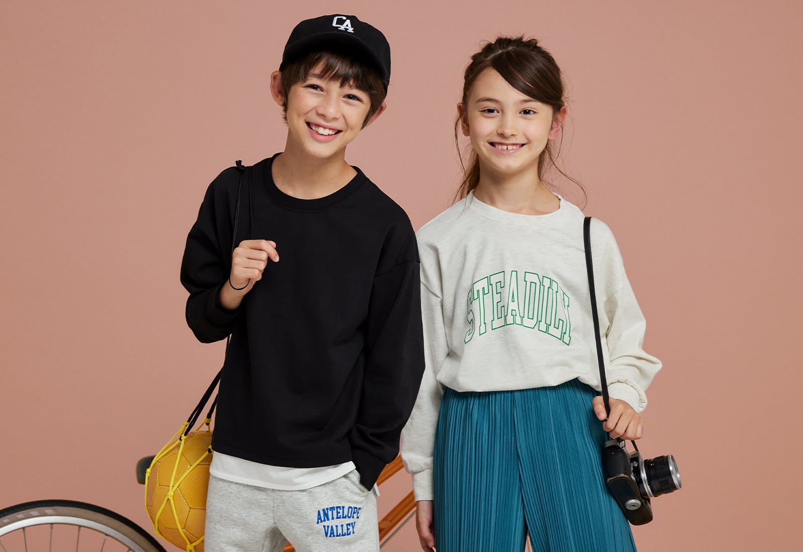 男の子も女の子も着られるベーシックなタイプ