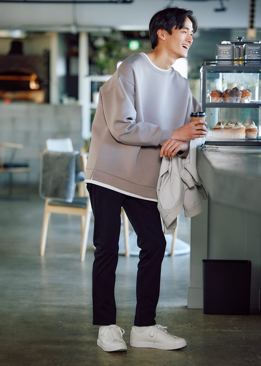 ピッタリすぎない、今どきのシルエット。