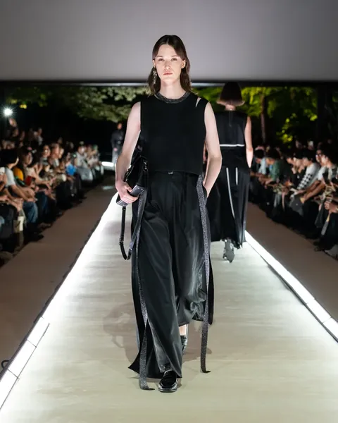 LOOK 05