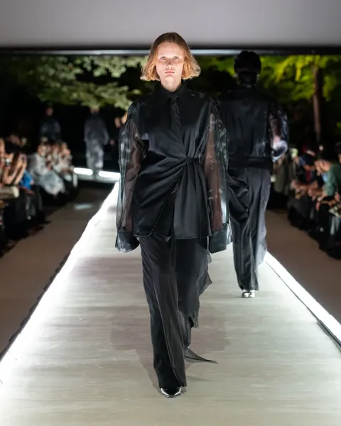 LOOK 07
