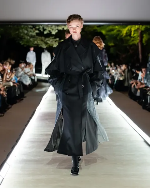 LOOK 11