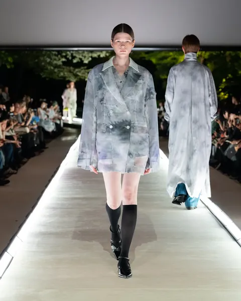 LOOK 15