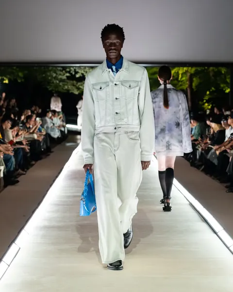 LOOK 16