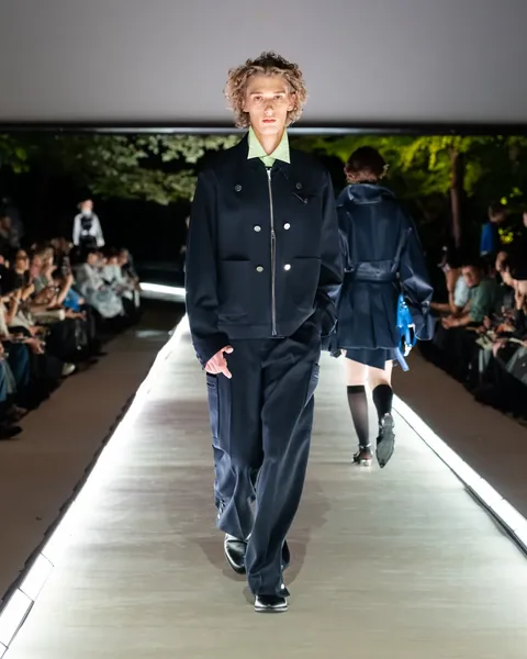 LOOK 33