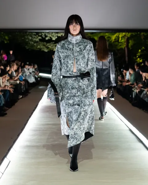LOOK 35
