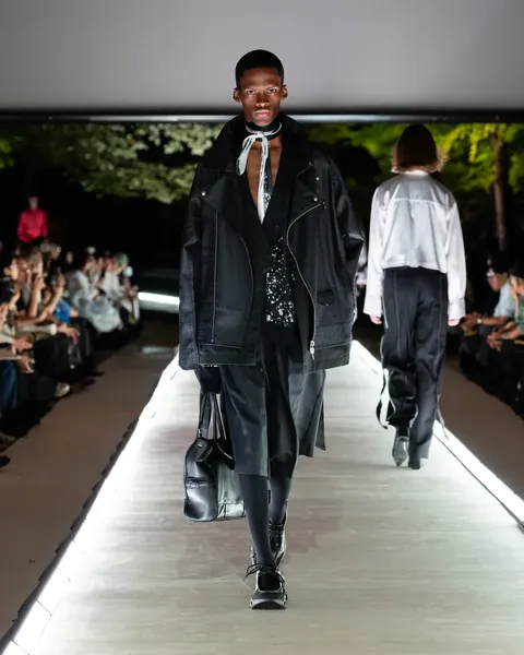 LOOK 37