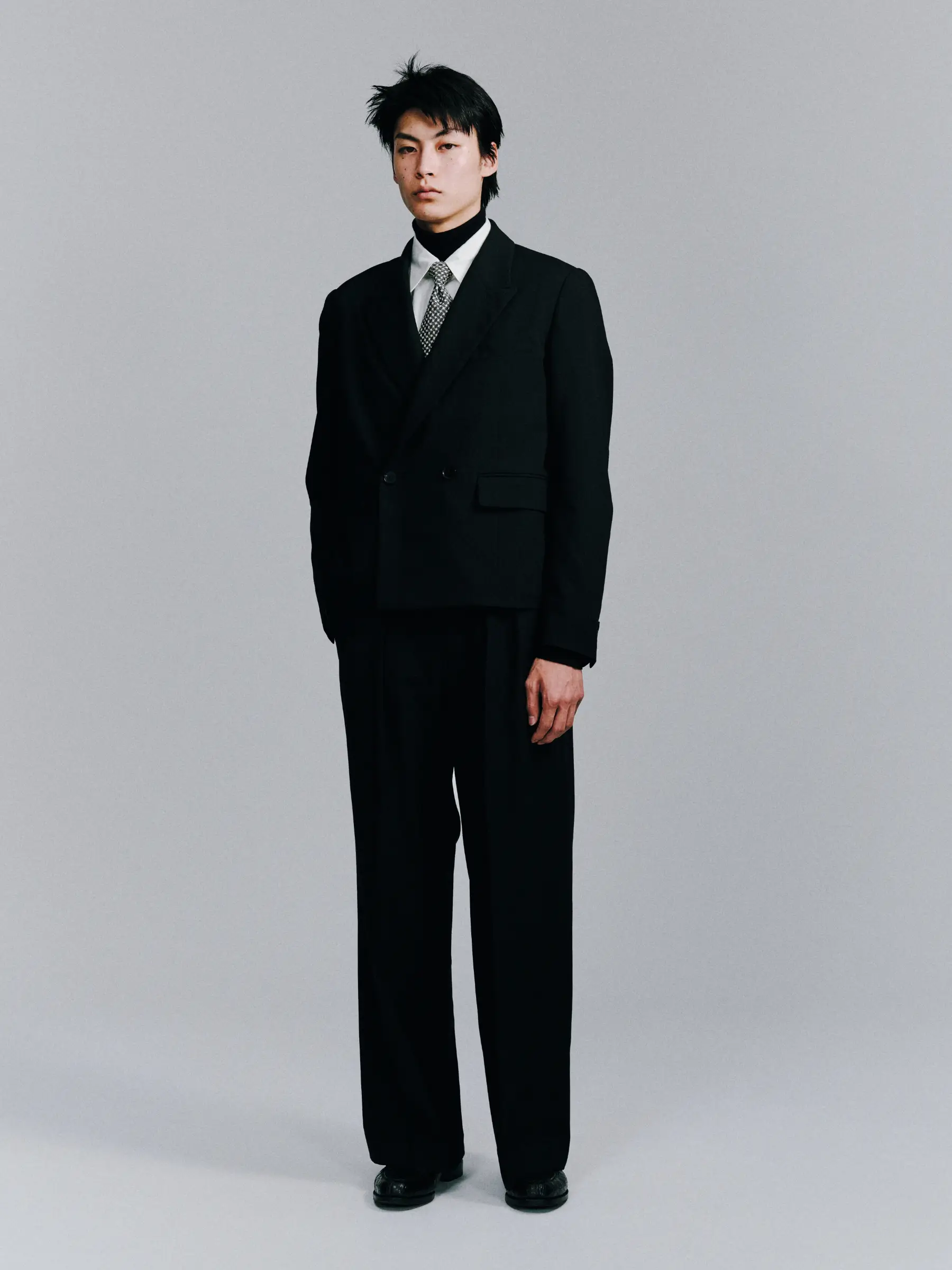 Look.01 FORMAL / BLACK