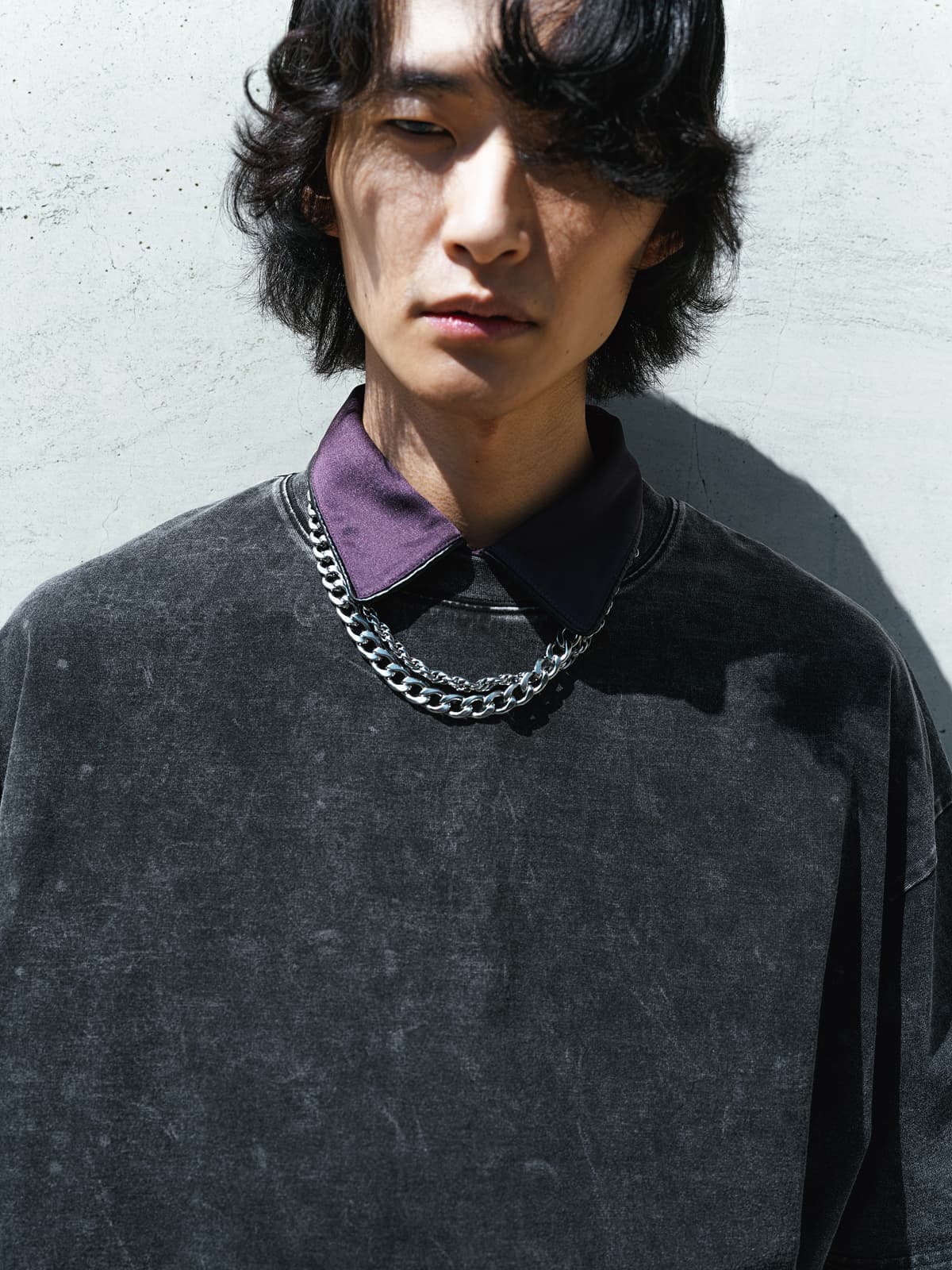 “脱・シンプル”を叶えるピグメントTシャツ4選 Look 08