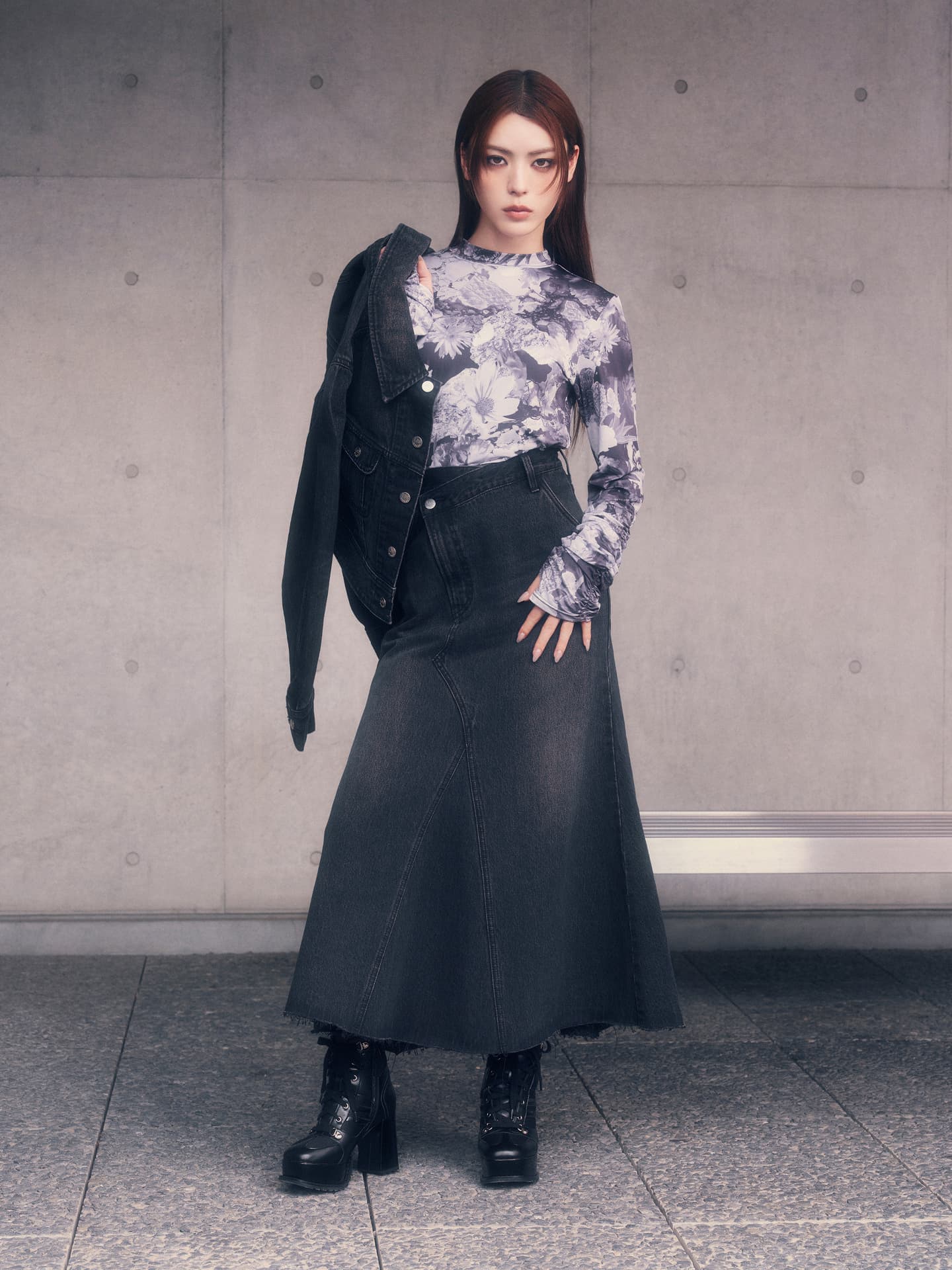 “COLLABORATION ITEMS feat. BAKU IDEGAMI Look 02