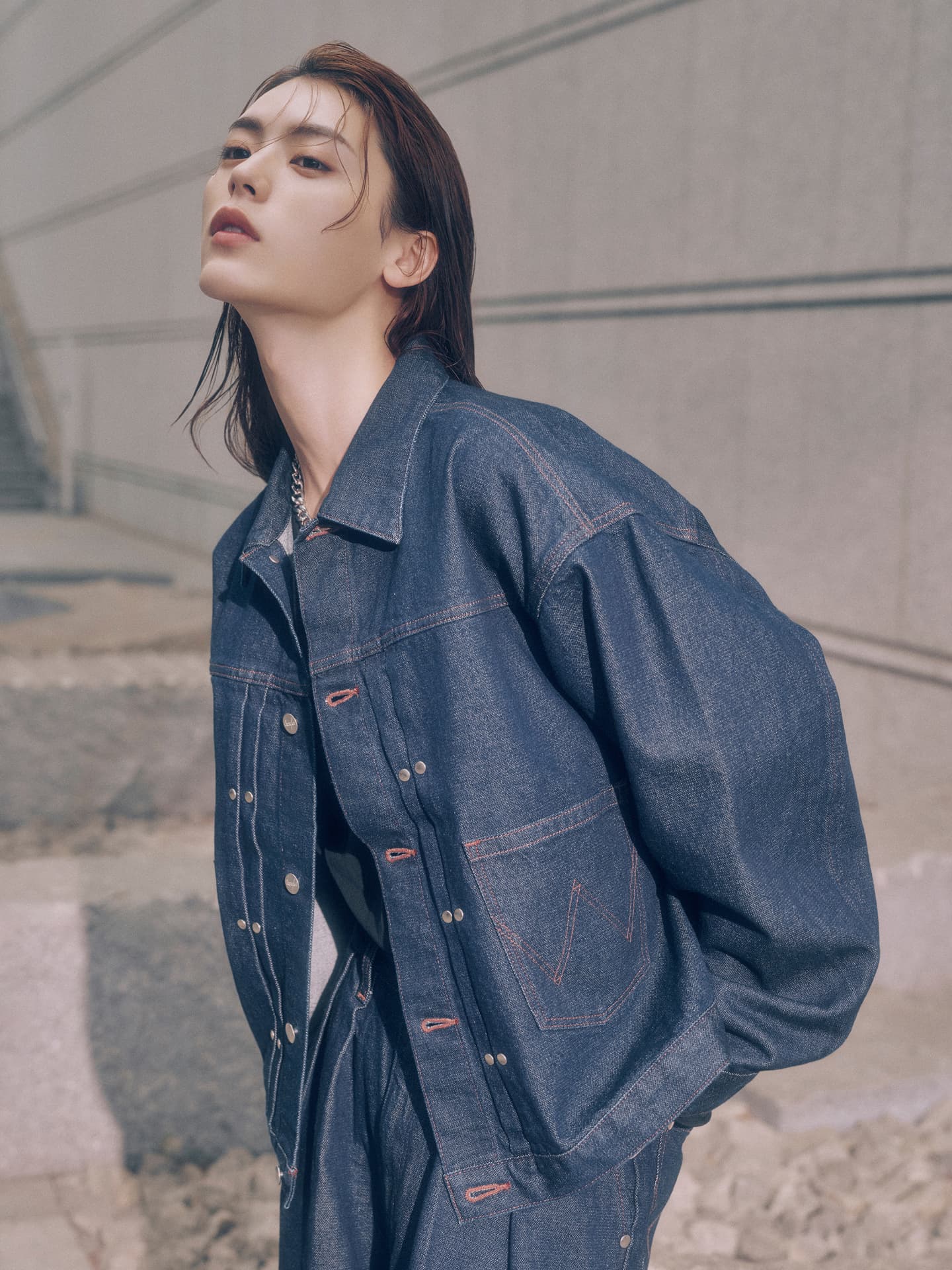 “COLLABORATION ITEMS feat. BAKU IDEGAMI Look 03