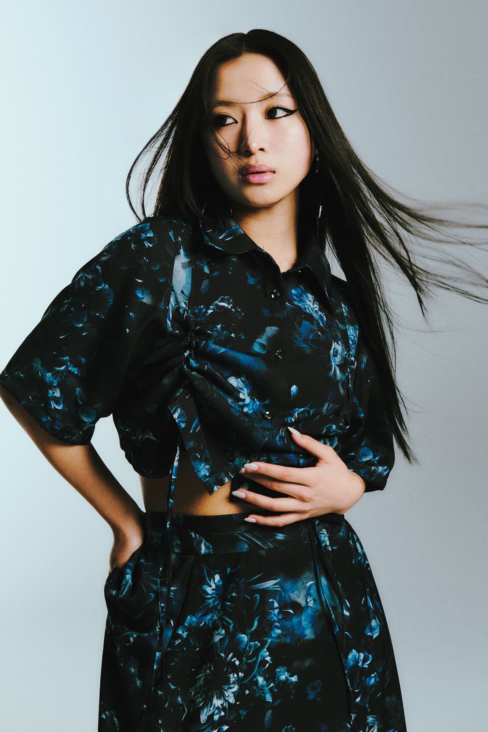 FLOWER GLOW feat. SAYAKA & COCO Look 07
