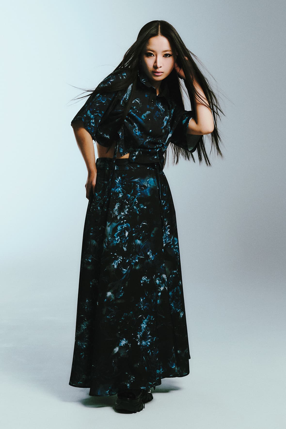 FLOWER GLOW feat. SAYAKA & COCO Look 09