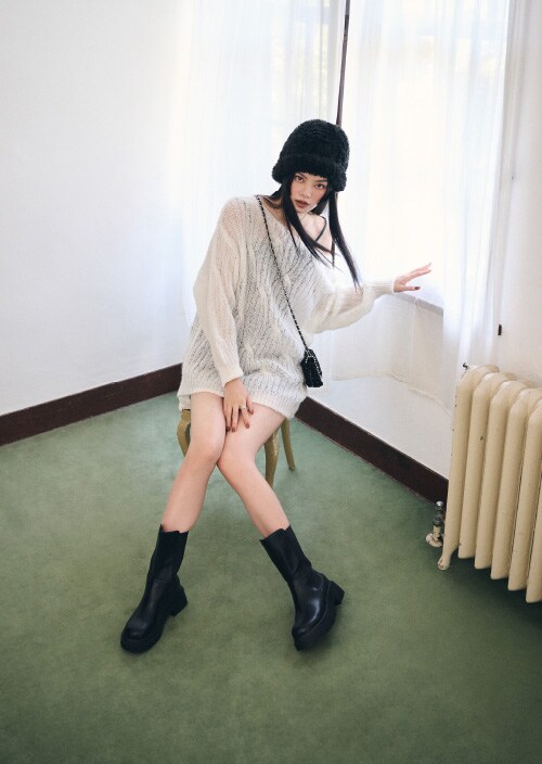 LOOK 3