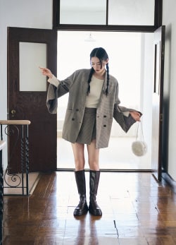 LOOK 5
