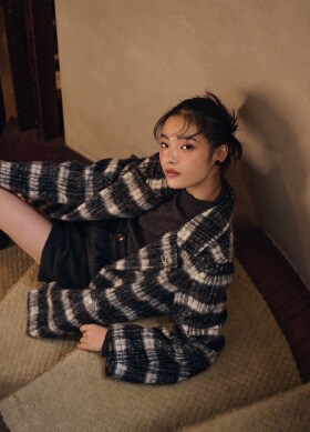 LOOK 8