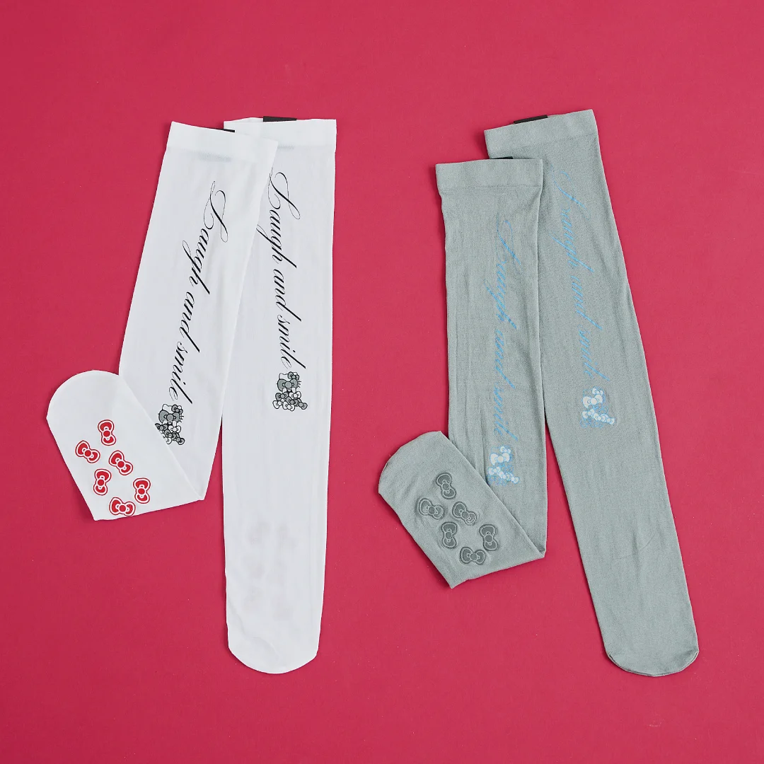 HELLO KITTY JEANASIS