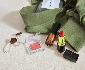 RED LIPSTICK × KHAKI BLOUSON