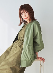 RED LIPSTICK × KHAKI BLOUSON