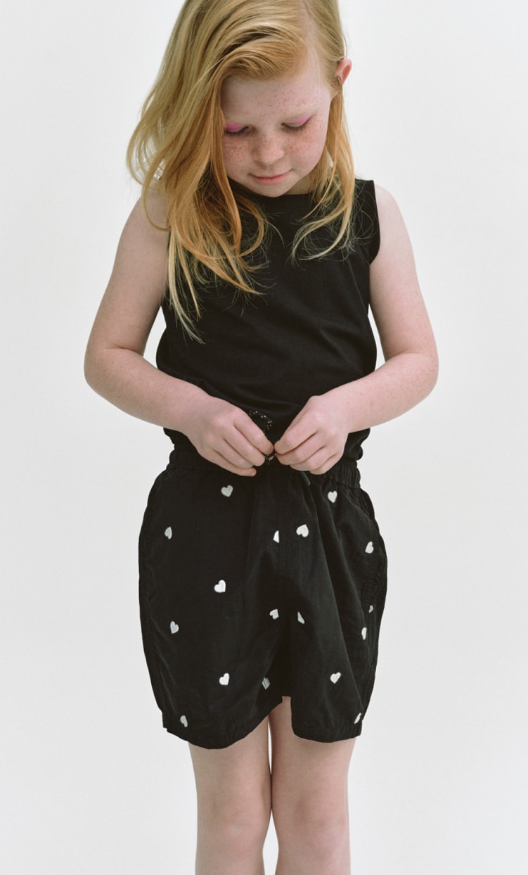 LOOK1
