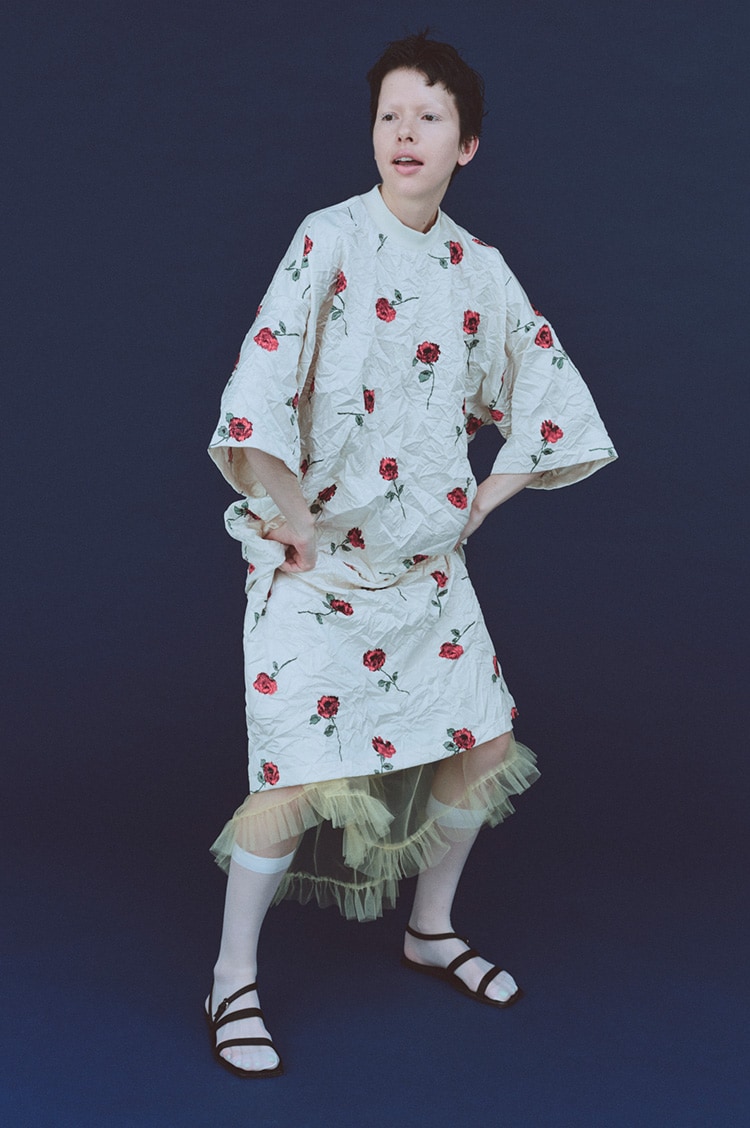LOOK7