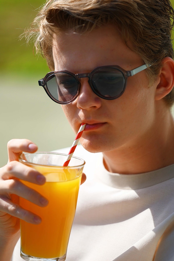 SUNGLASSES