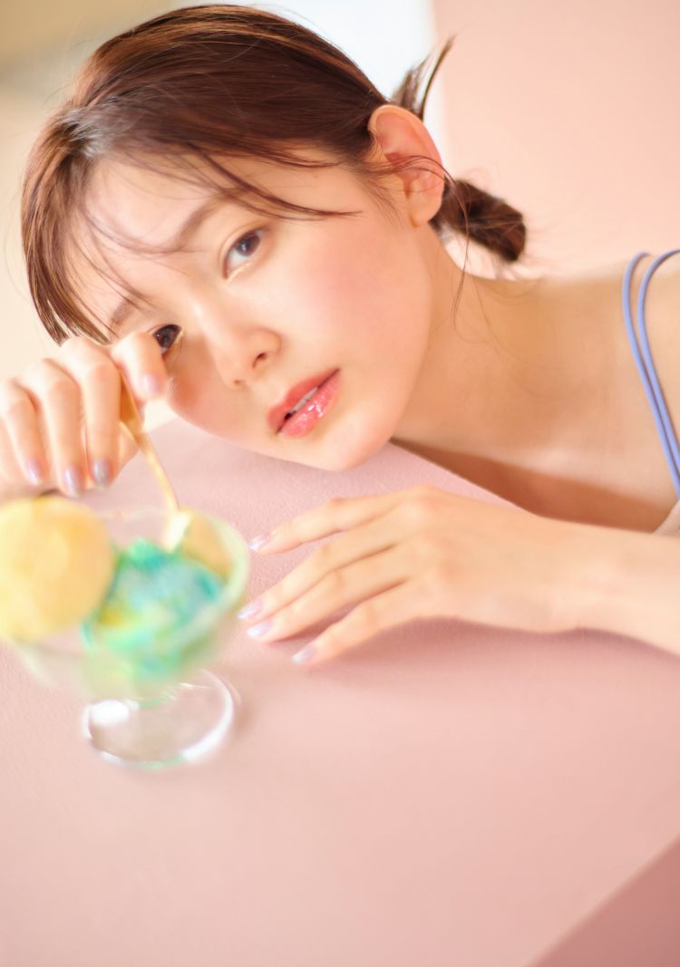 BLUE LAME NAIL_ 写真