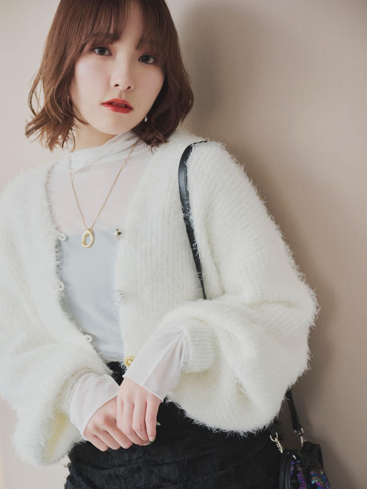 FEMININE