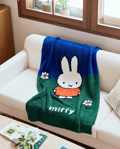 スタディオクリップミッフィー70周年 オルゴール MUsic box ミッフィー