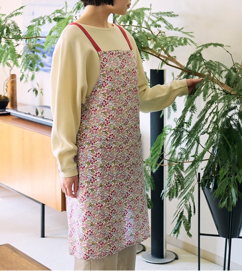 小花柄エプロン