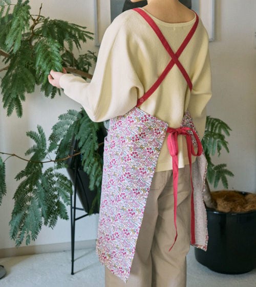 小花柄エプロン