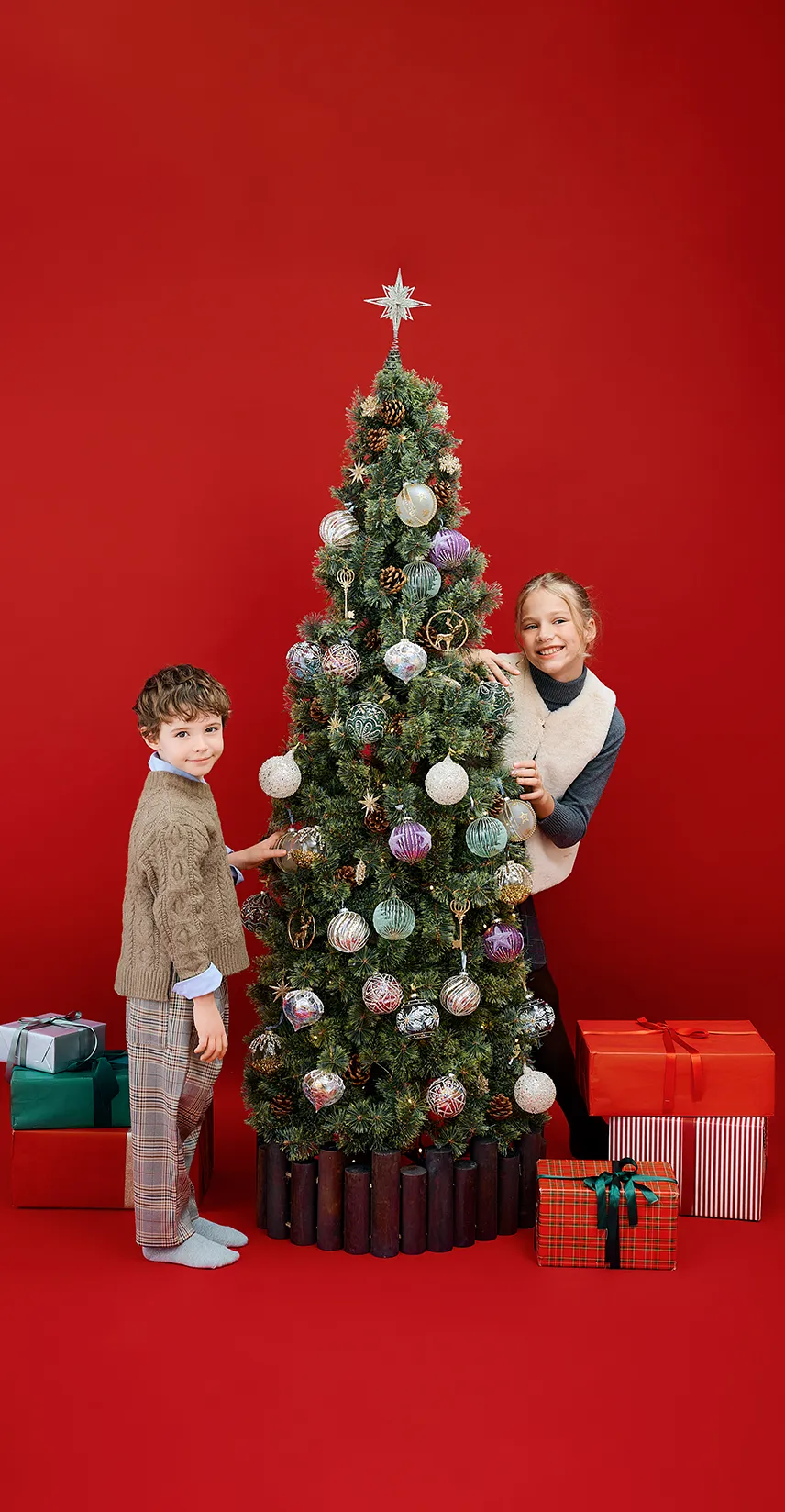 HAPPY HOLIDAYS MARKET